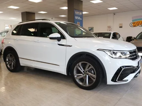 VOLKSWAGEN Tiguan Tiguan 2.0TDI R-Line DSG 110kW - 32500€ en Tarragona