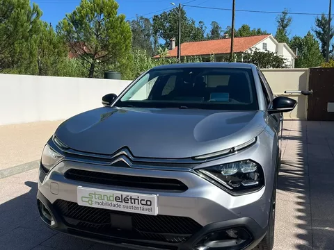 Citroën e-C4 X Shine