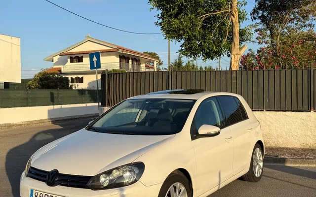 VW Golf 2.0 TDi DPF Highline