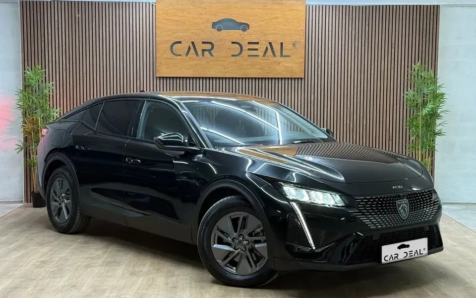 Peugeot 408 225 e-EAT8 Allure