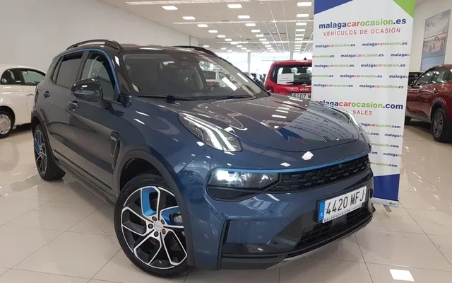 LYNK & CO 01 01 1.5T PHEV