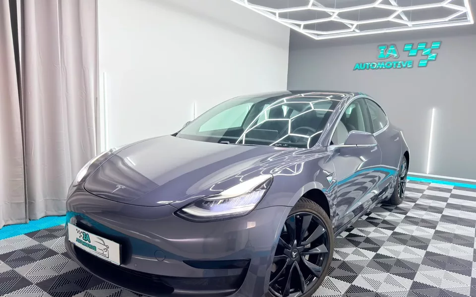 Tesla Model 3 Standard RWD Plus