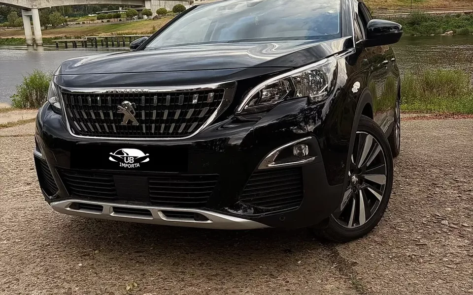 Peugeot 3008 225 e-EAT8 Allure Pack