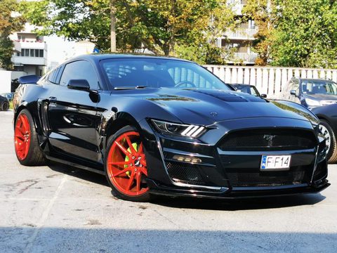 Ford MUSTANG GT 2015