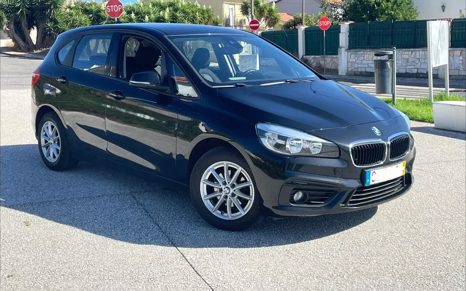 BMW 216 Active Tourer d Line Luxury