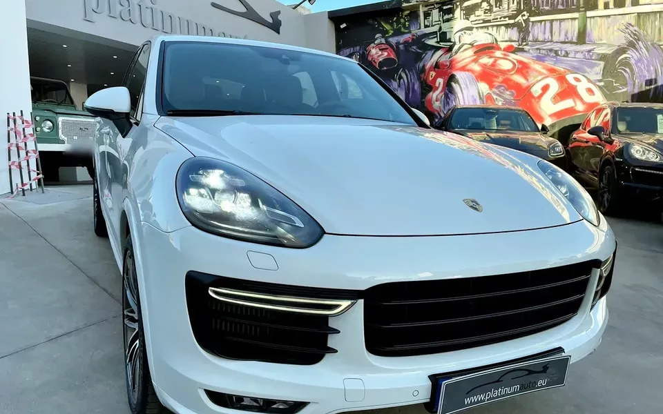 Porsche Cayenne GTS