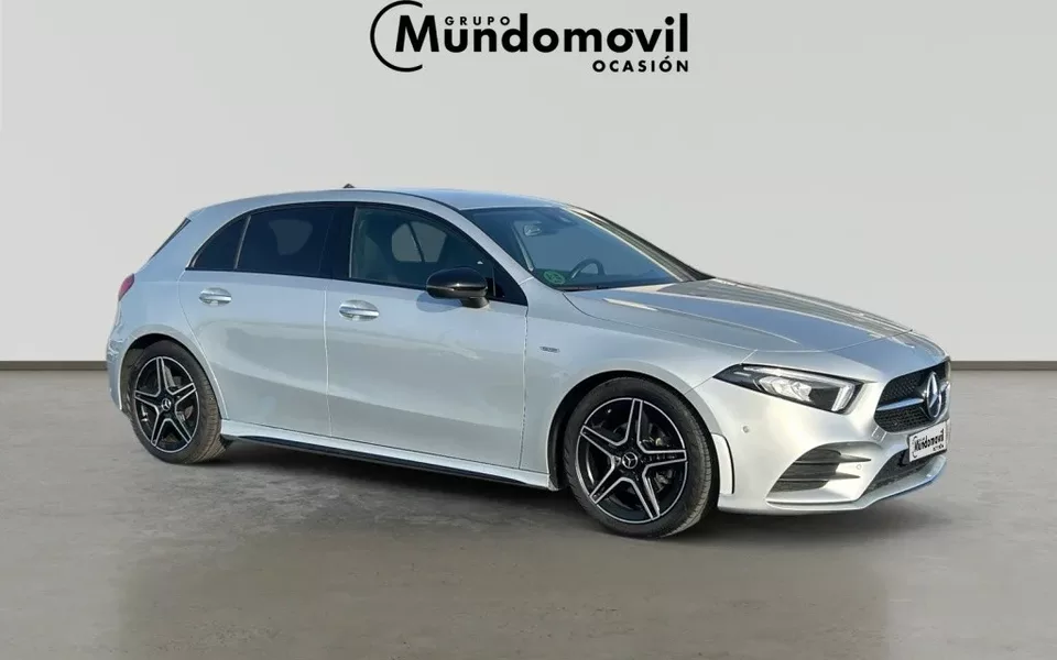 MERCEDES-BENZ Clase A A-CLASS 2.0 A 200 D DCT 5P - 27950€ en Orcoyen