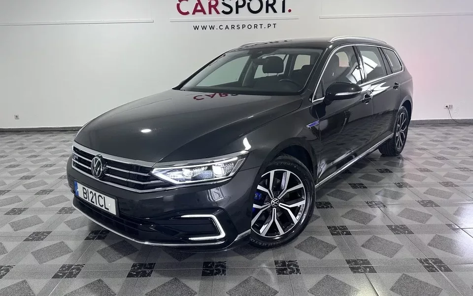 VW Passat Variant