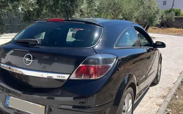 Opel Astra GTC 1.7 CDTI