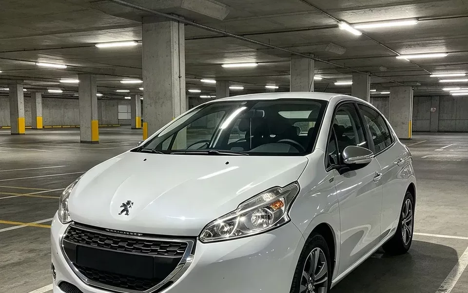 Peugeot 208 1.4 HDi