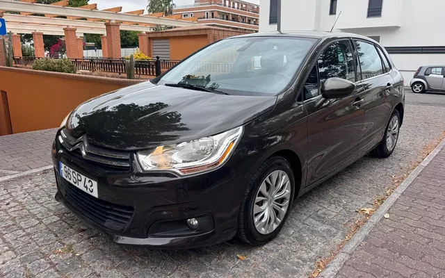 Citroën C4 e-HDi 115 ETG6 Tendance