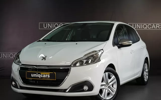 Peugeot 208 1.6 BlueHDi Style