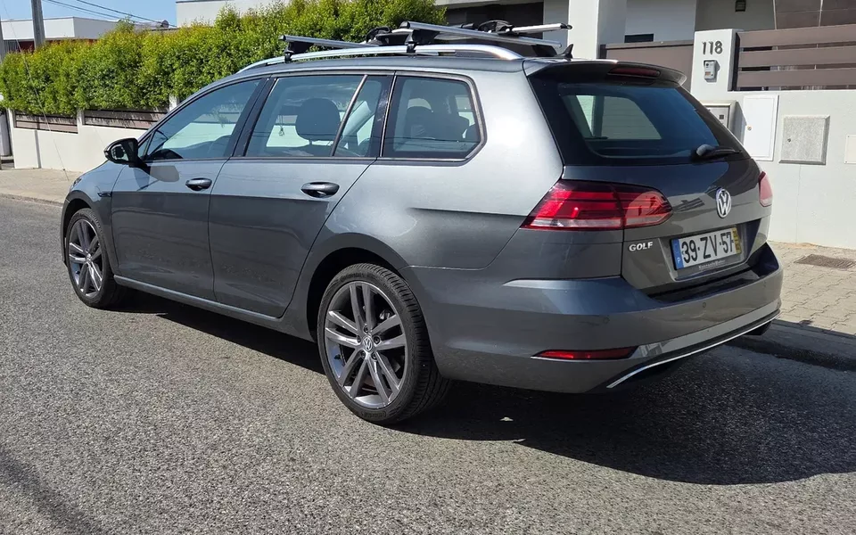 VW Golf Variant 1.6 TDi R-Line