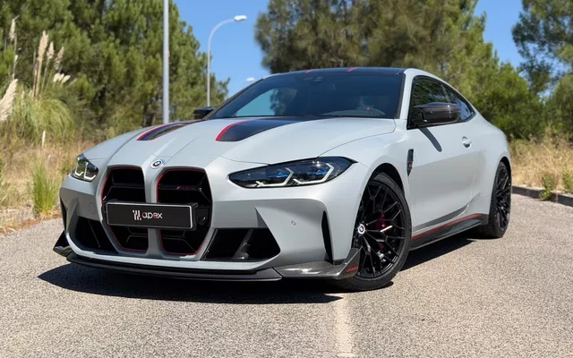 BMW M4 CSL