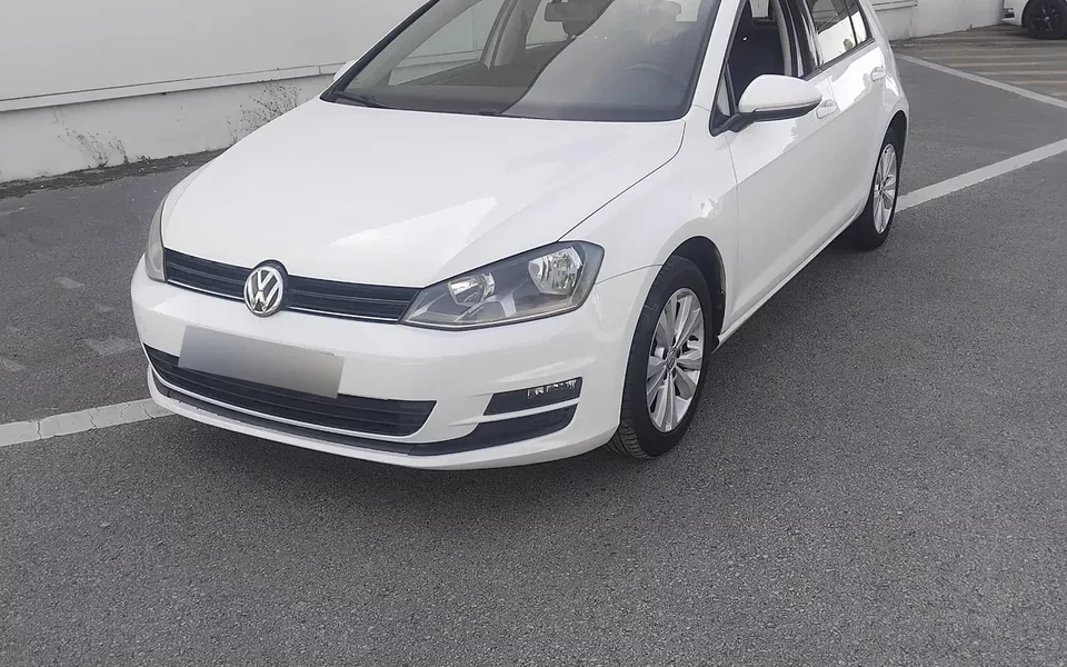 VW Golf 1.6 TDi DPF BlueMotion
