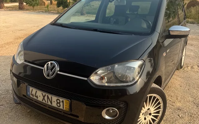VW Up! black