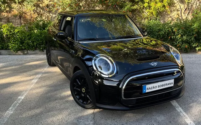 MINI 3 Portas