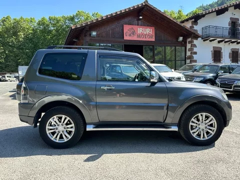 MITSUBISHI Montero Montero 3.2DI-D Kaiteki 5AT 190