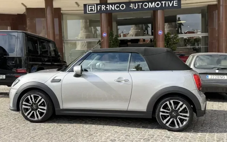MINI Cabrio Cooper Classic Auto