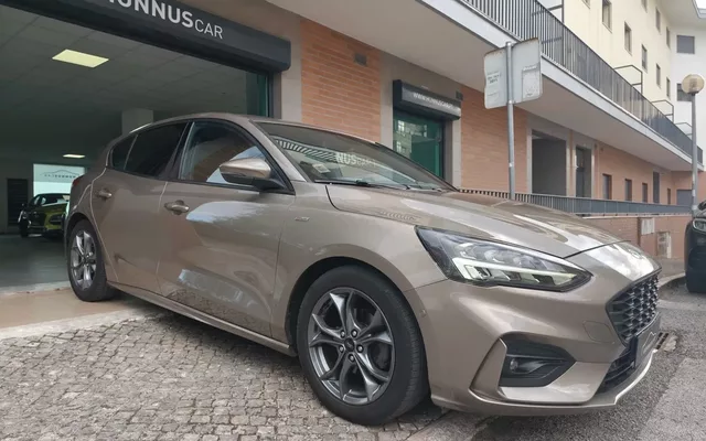 Ford Focus 1.0 EcoBoost ST-Line X