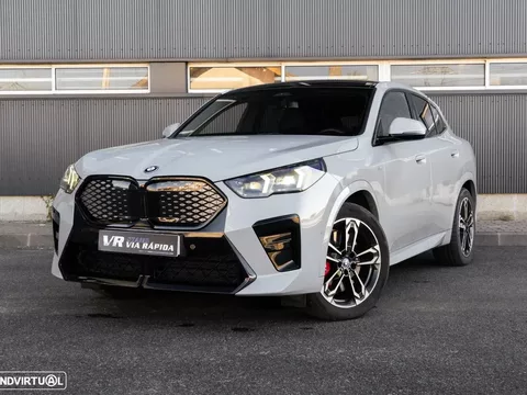 BMW iX2 eDrive20 Pack Desportivo M Pro