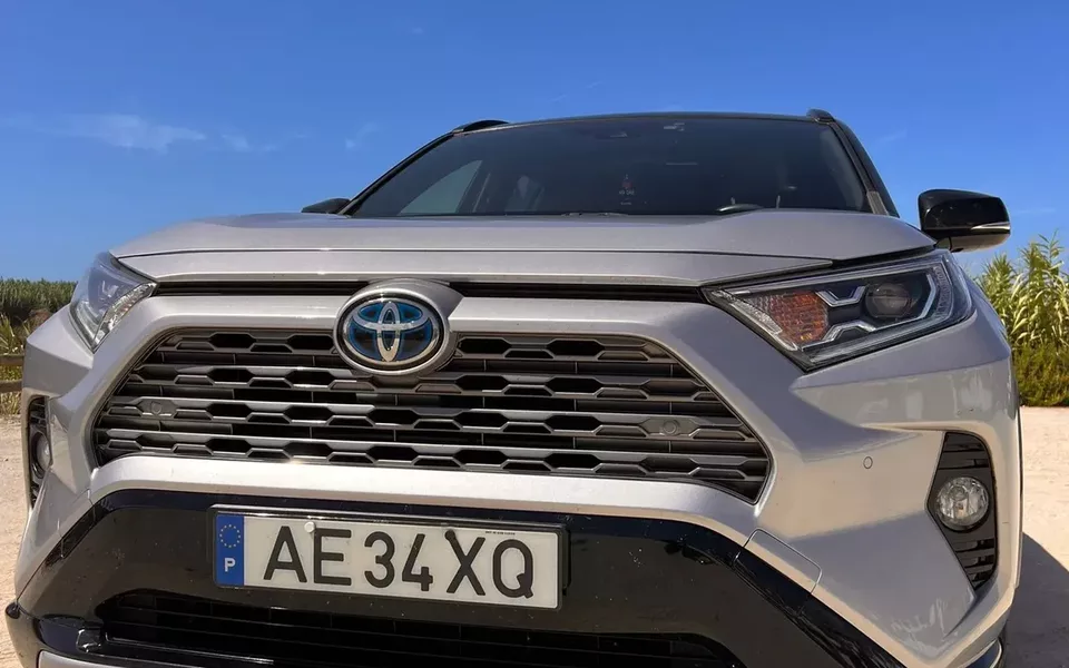 Toyota RAV4 2.5 HDF Square Collection