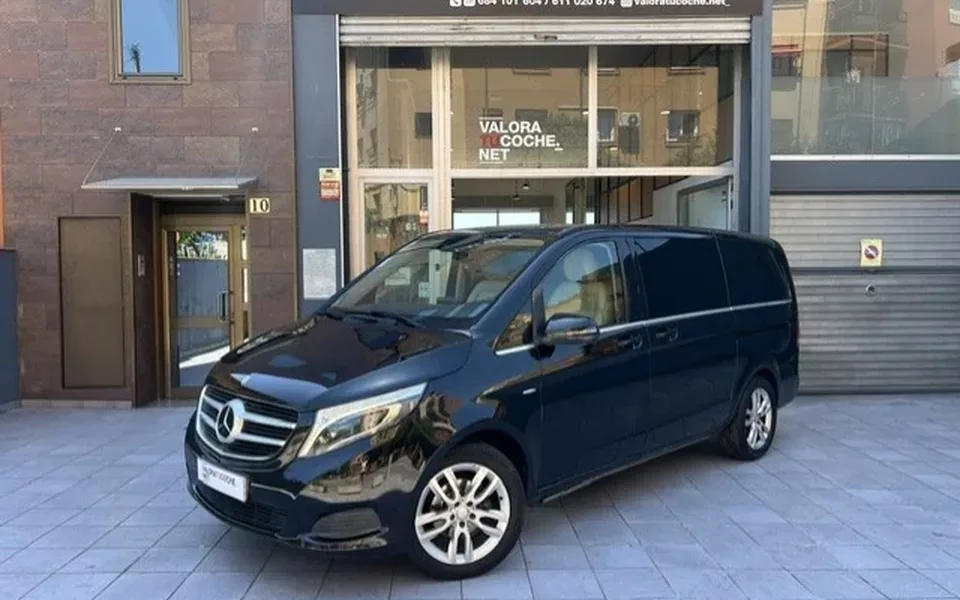 MERCEDES-BENZ Clase V V 220CDI Extralargo Avantgarde 7GT - 32950€ en Ripollet