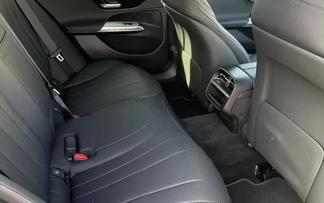 Mercedes-Benz E 300 e Station