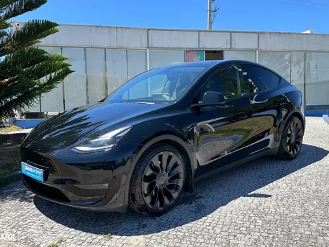 Tesla Model Y Performance Dual Motor AWD