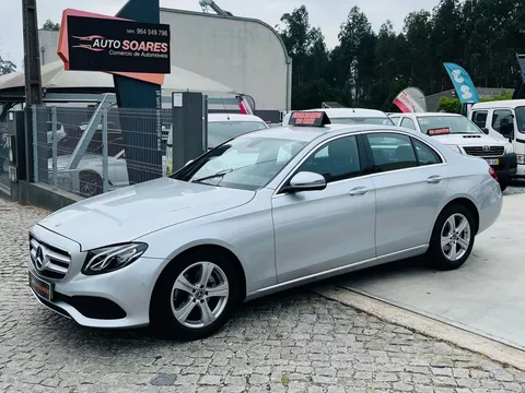 Mercedes-Benz E 220