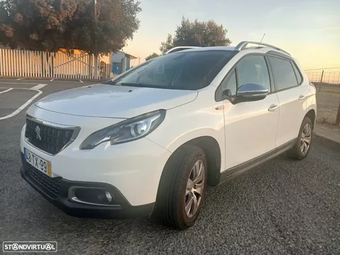Peugeot 2008 1.2 PureTech Style