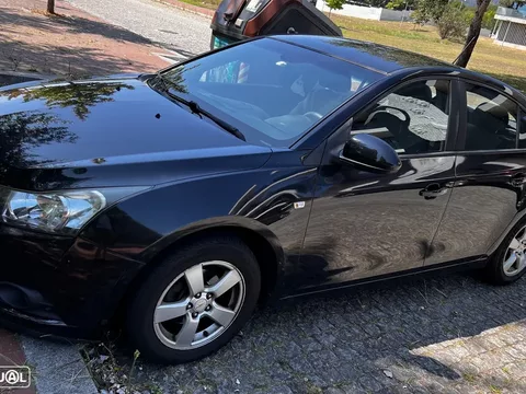 Chevrolet Cruze 1.6 LS