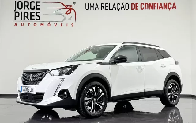 Peugeot 2008 1.5 BlueHDi Allure Pack
