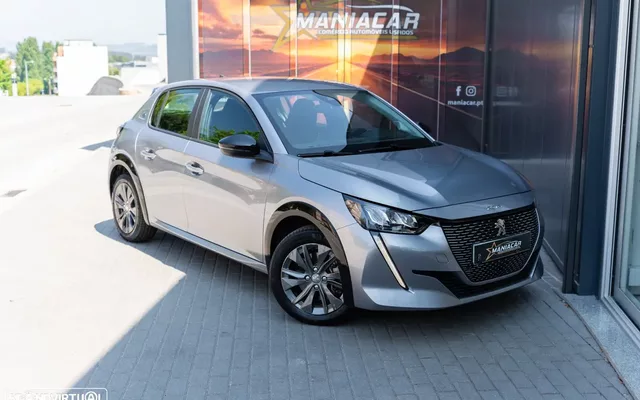 Peugeot e-208