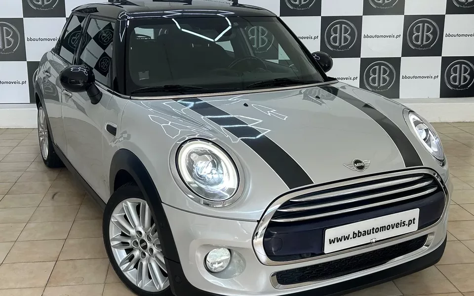 MINI 5 Portas Cooper Aut.
