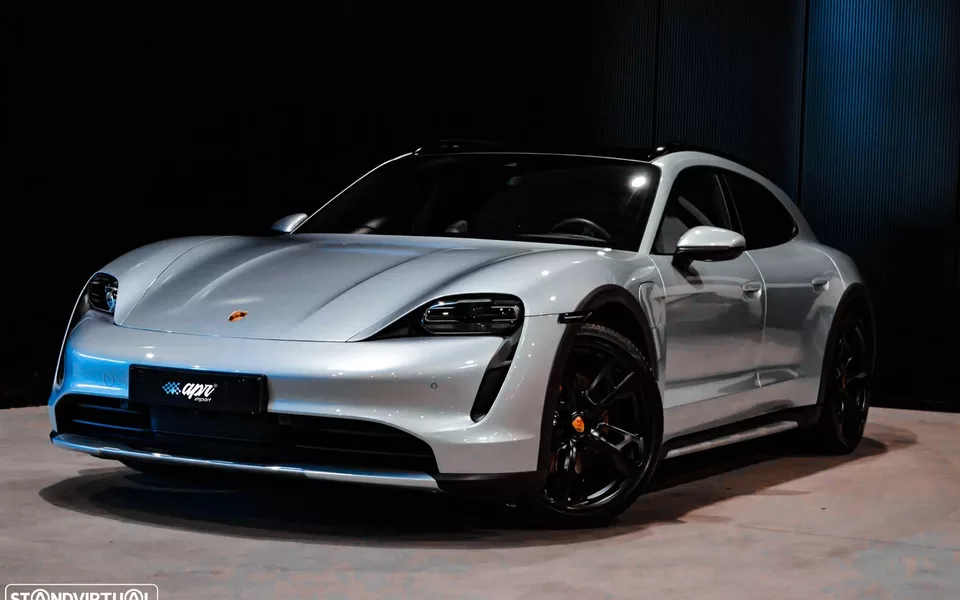 Porsche Taycan Cross Turismo 4