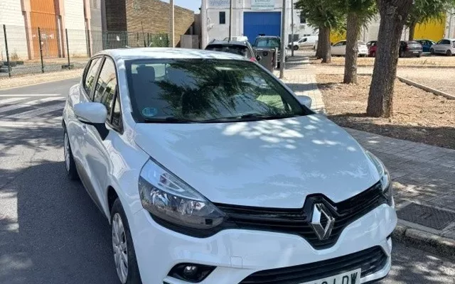 RENAULT Clio Clio TCe Energy GLP Business 66kW