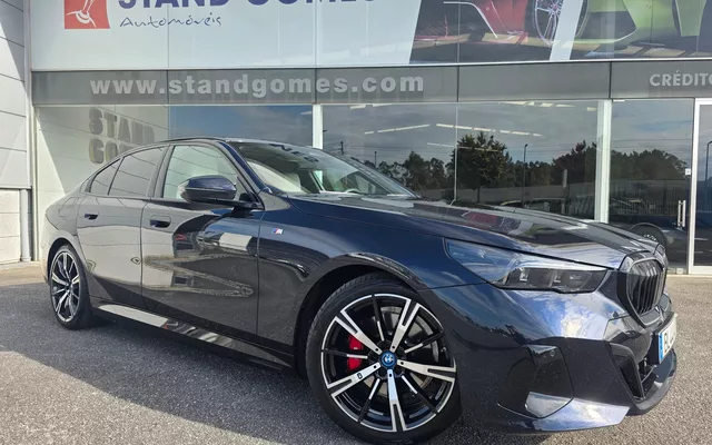BMW 530 e Pack Desportivo M Pro