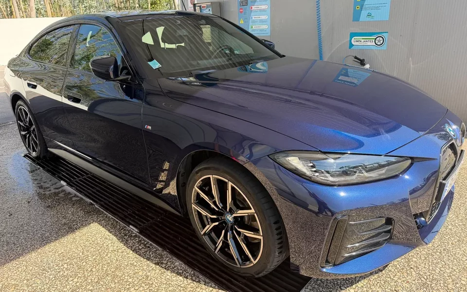 BMW i4