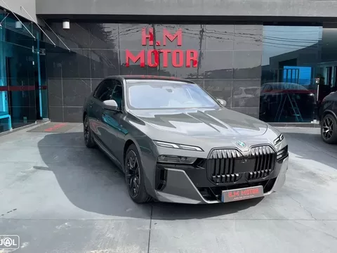 BMW i7 xDrive60 Pack Desportivo M Pro