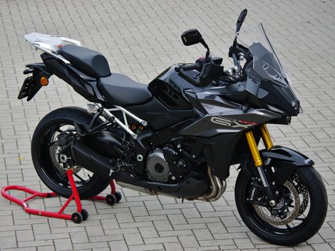 Suzuki GSXS 1000 GX