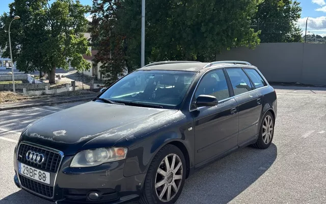 Audi A4 Avant 2.0 TDI S-line