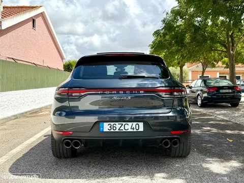 Porsche Macan S