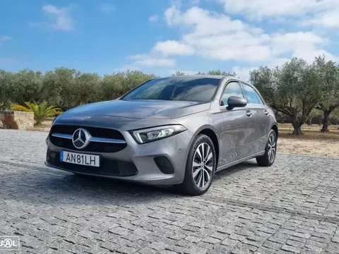 Mercedes-Benz A 250 e Style Plus