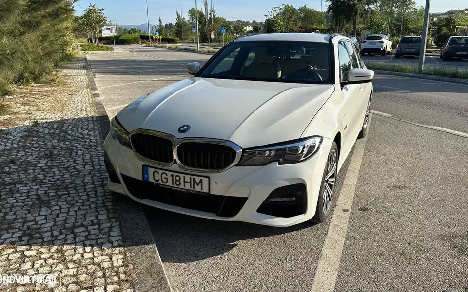 BMW 330 e Pack M Auto