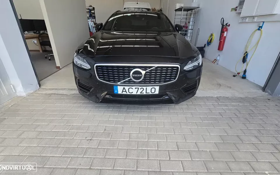 Volvo V90
