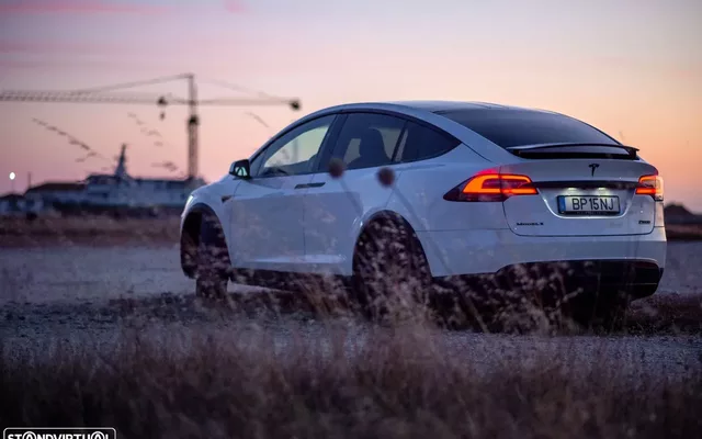 Tesla Model X P100D