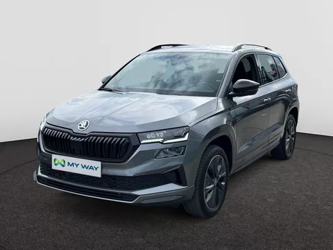 SKODA Karoq SPORTLINE AUTOMAAT 150PK TREKHAAK CARPLAY CAMERA LED MATRIX