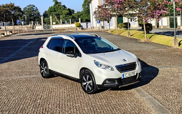 Peugeot 2008 BlueHDi FAP 120 STOP & START GT-Line Edition