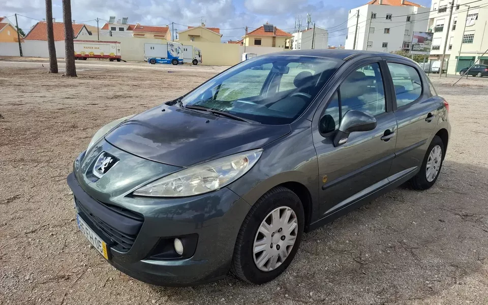 Peugeot 207 1.4 16V Open